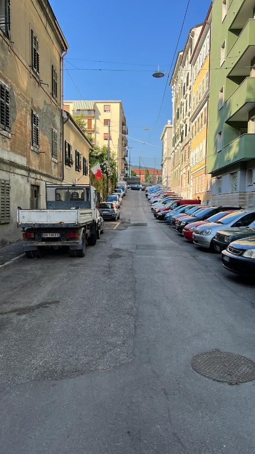 Appartamento Al Castello Terst Exteriér fotografie